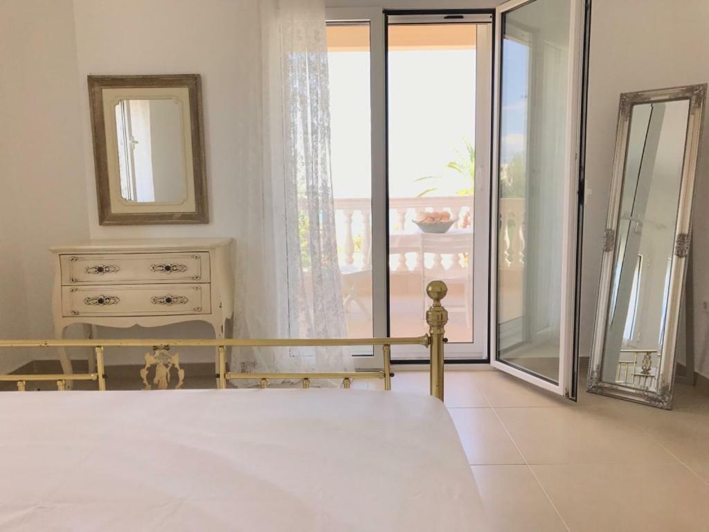 Villa Korais Luxury 3Br Apt With Sea View Tessalónica Exterior foto